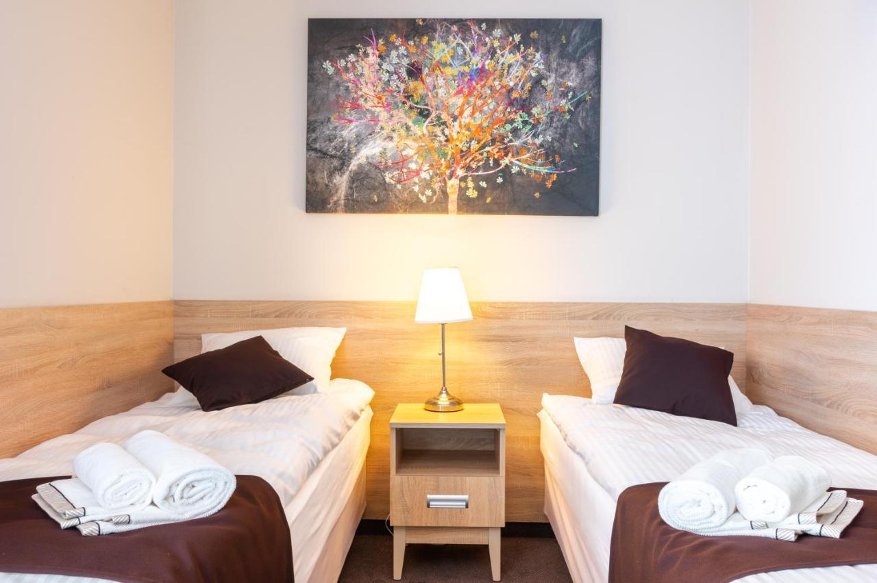 Апарт-готель Astoria Fly Modlin Airport 3*